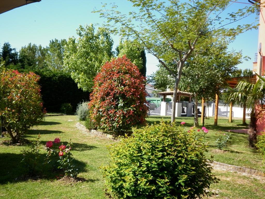 Villa Jolanda Fratte Rosa Cameră foto
