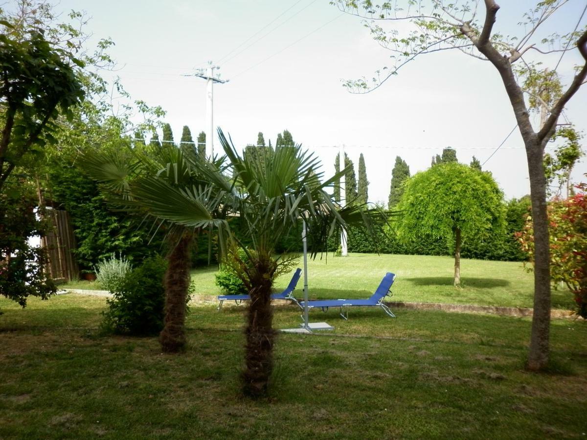Villa Jolanda Fratte Rosa Exterior foto